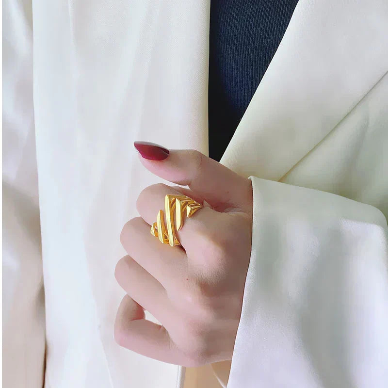 Myla ring