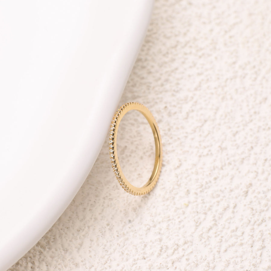 Evighetsring med diamanter