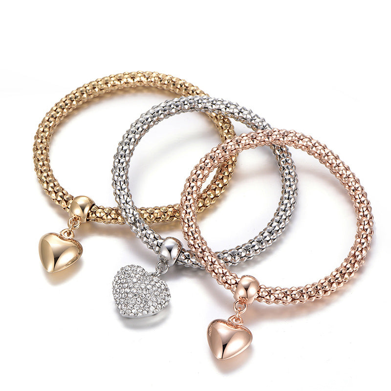 Solid Hearts armbånd i metall