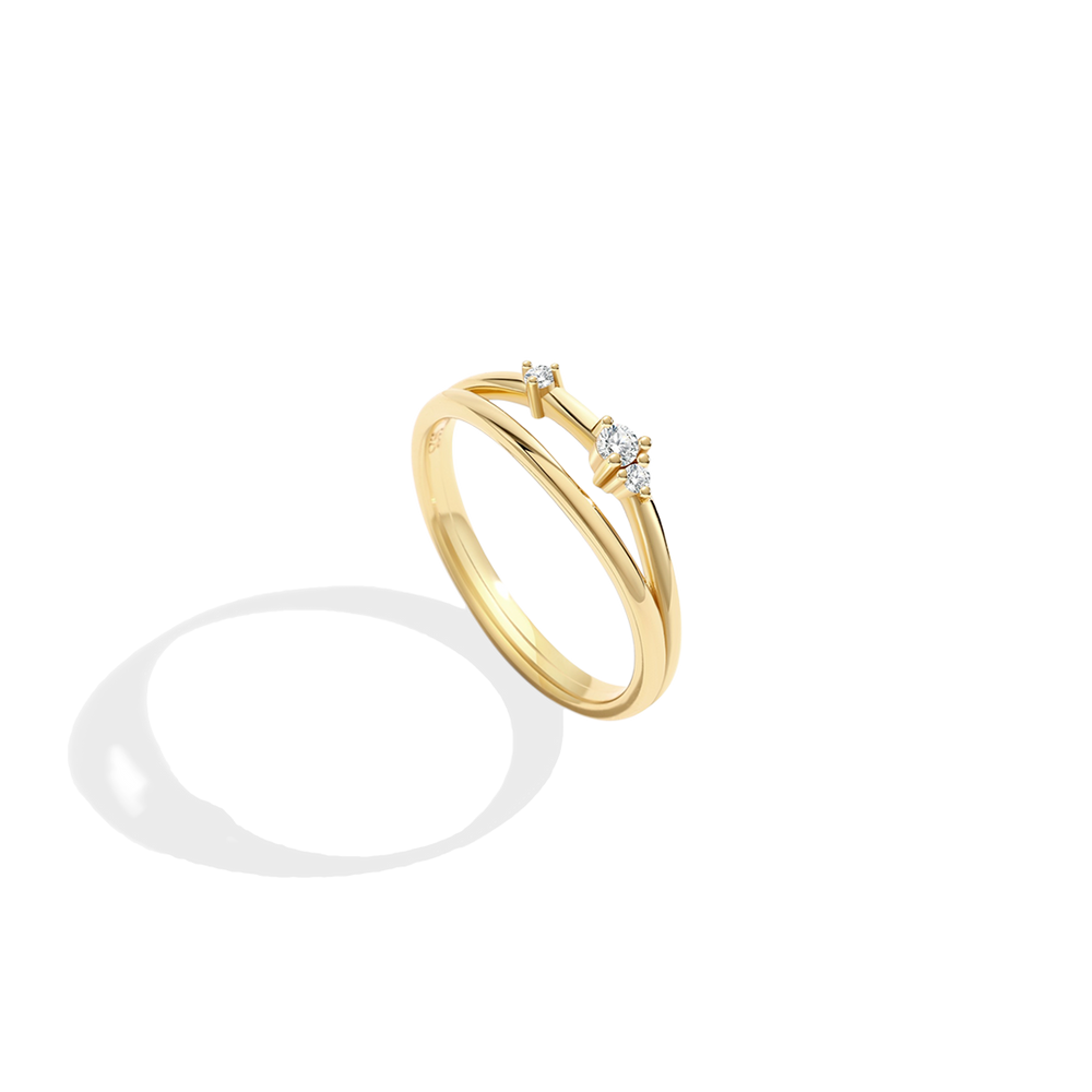 Ring med halvmåne og diamant