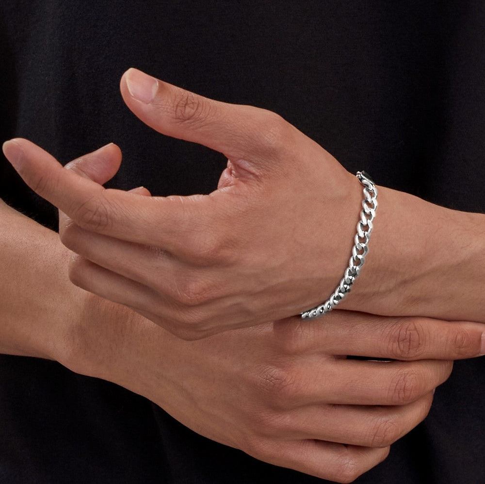 Bredt 8 mm panserarmbånd i gull – bilde 4