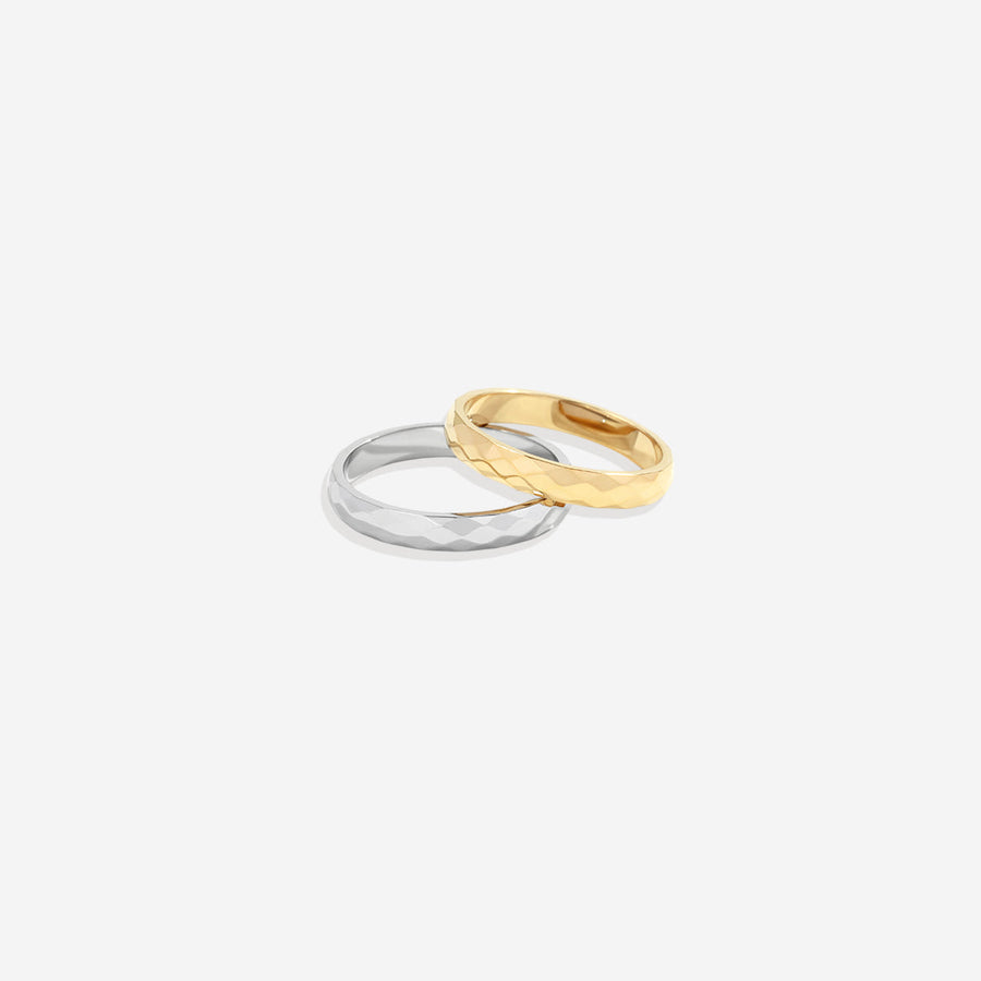 Delikat hamret ring