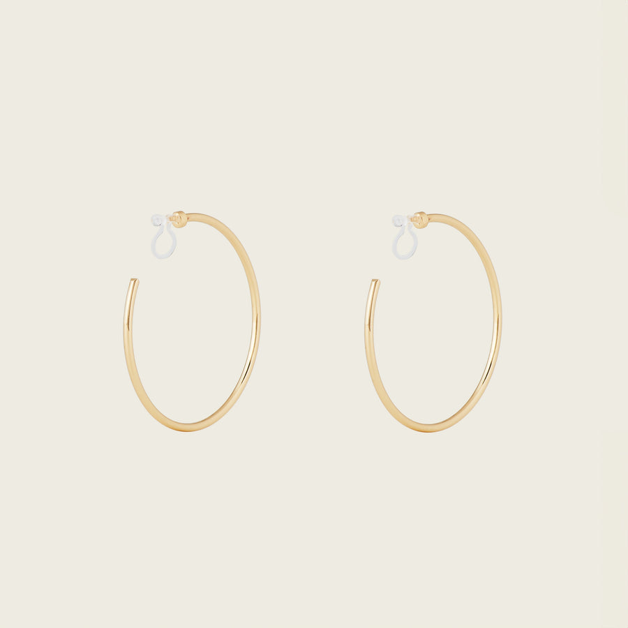 Lorie store, tynne clips-hoops i gull – bilde 8