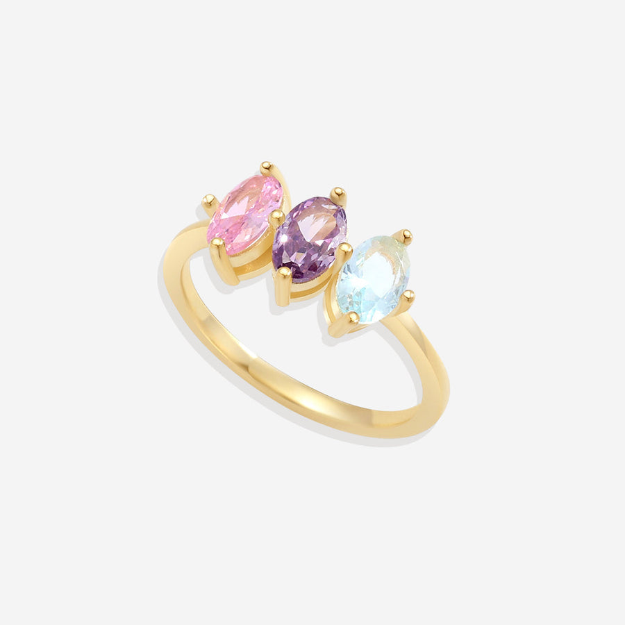 Ring med marquise-slipt månedsstein