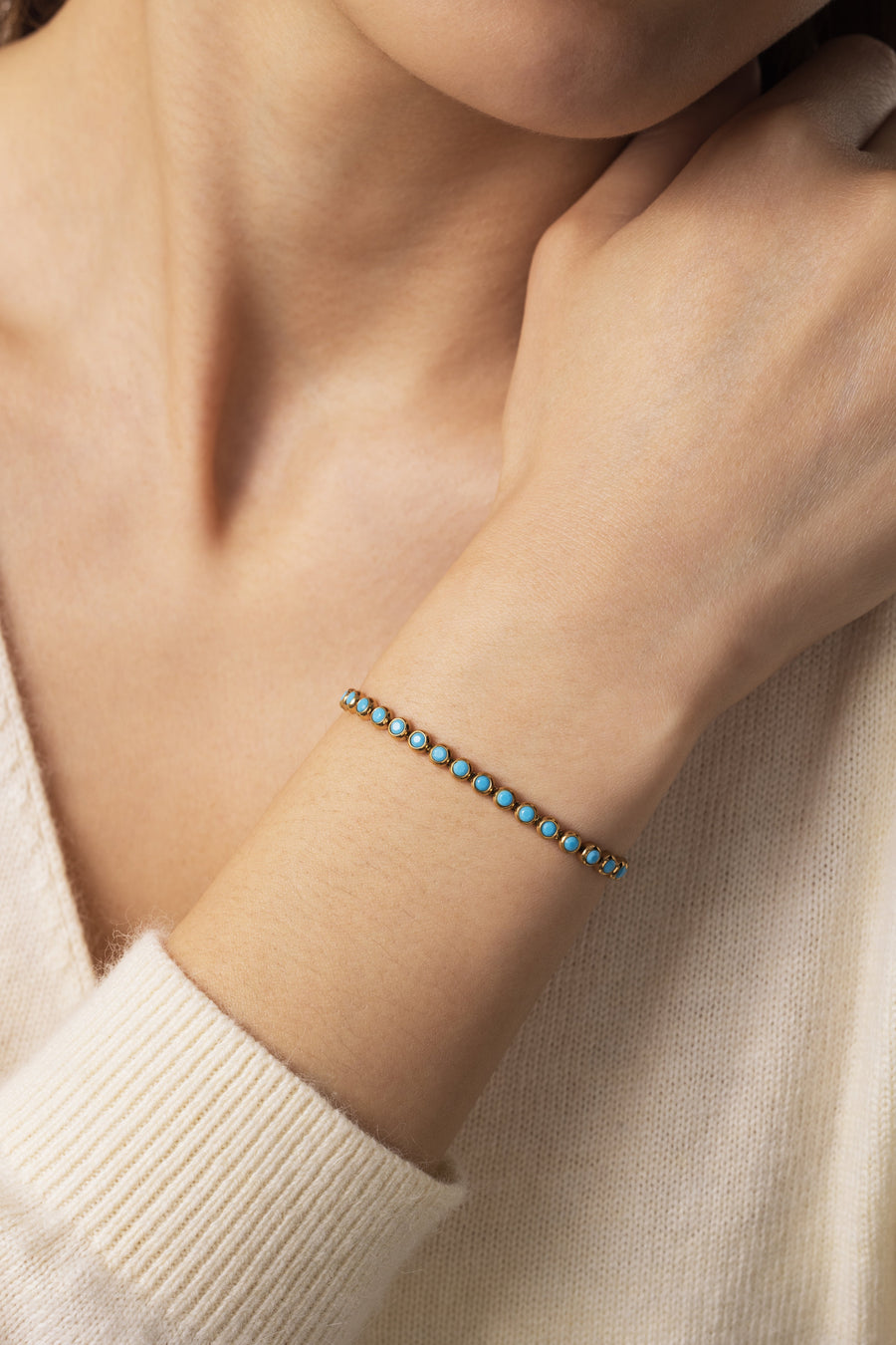 Tennisarmbånd med innfattede turkise steiner – bilde 5