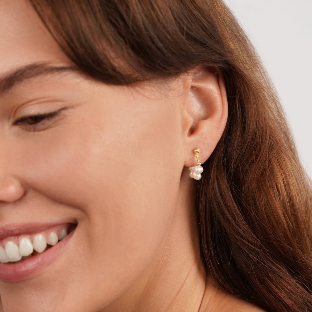 Celine gullfargede hoops med perle – bilde 4