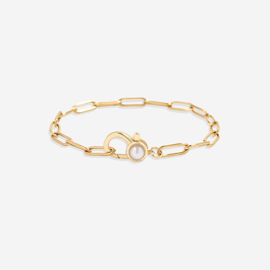 Armband med gemkedja och pärldetalj