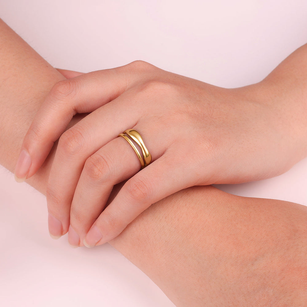 Mind The Gap ring