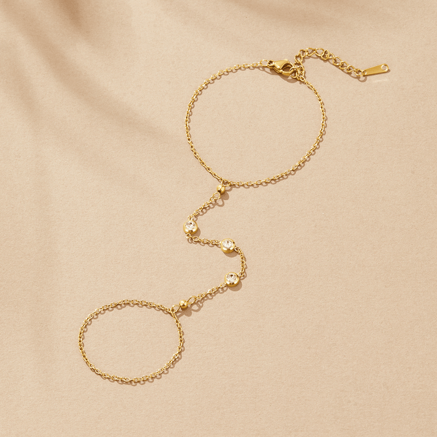 Freya gullfarget håndkjede som forbinder armbånd og ring – bilde 5