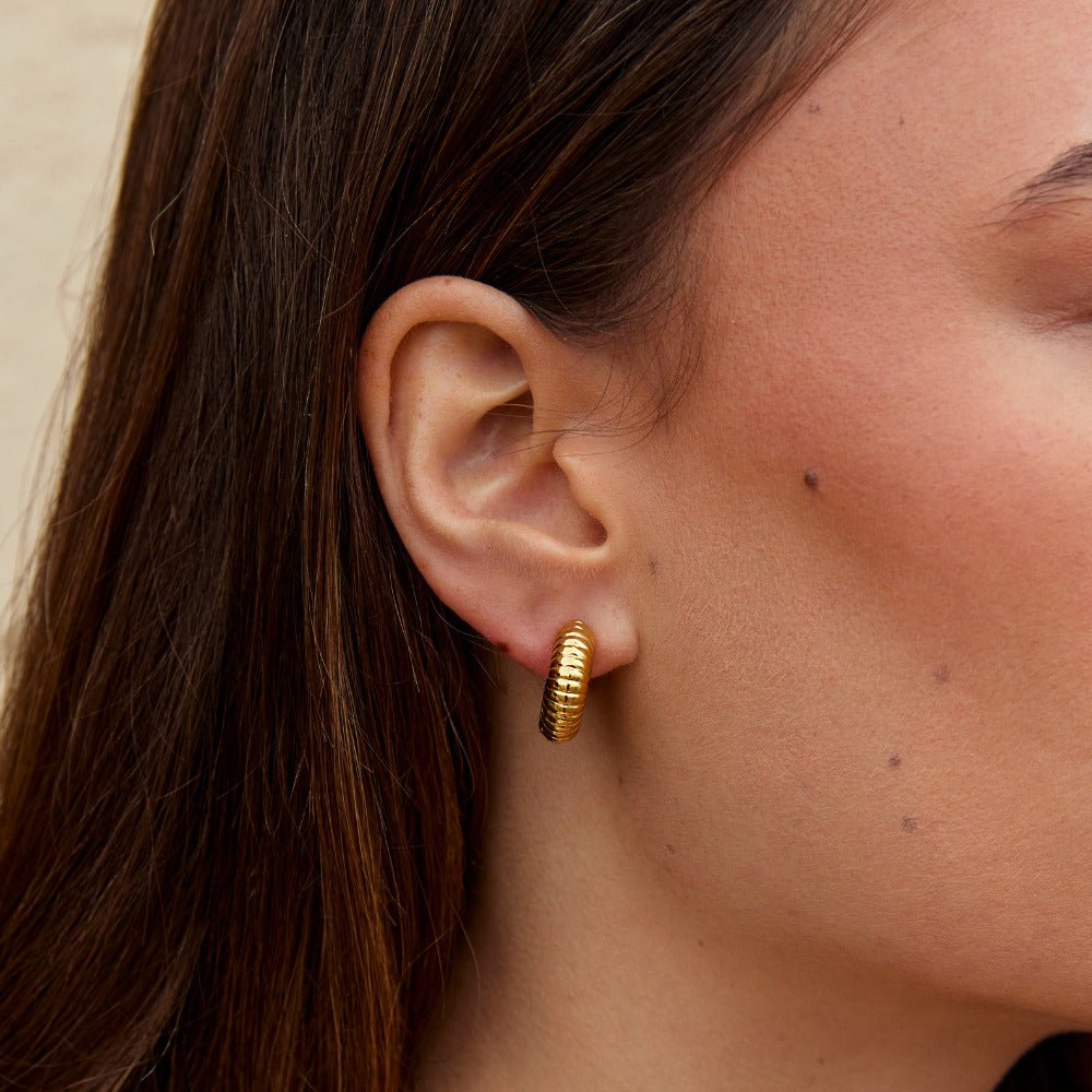 Lulu Spring gullfargede hoops – bilde 2