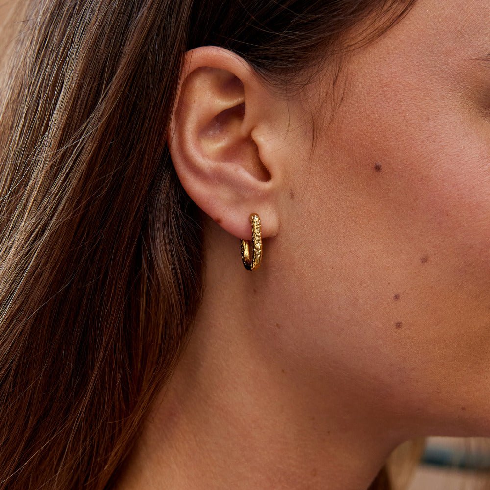 Olivia klassiske hoops i 18K gullbelagt rustfritt stål – bilde 2