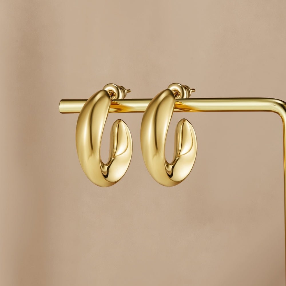 Sarah gullfargede tvunnede hoops, 18K gullbelagt