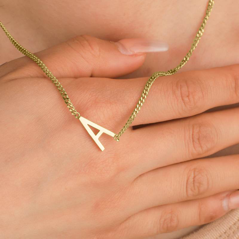 Collier initiale fin