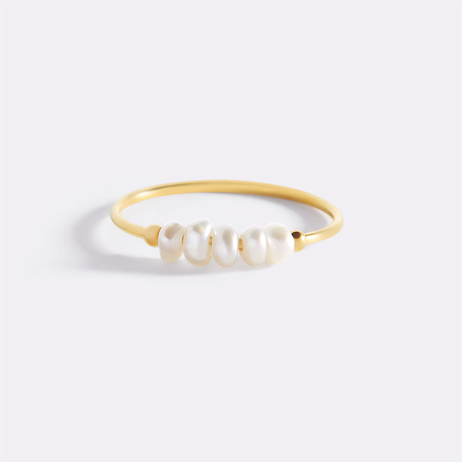 Mini Pearl Ring