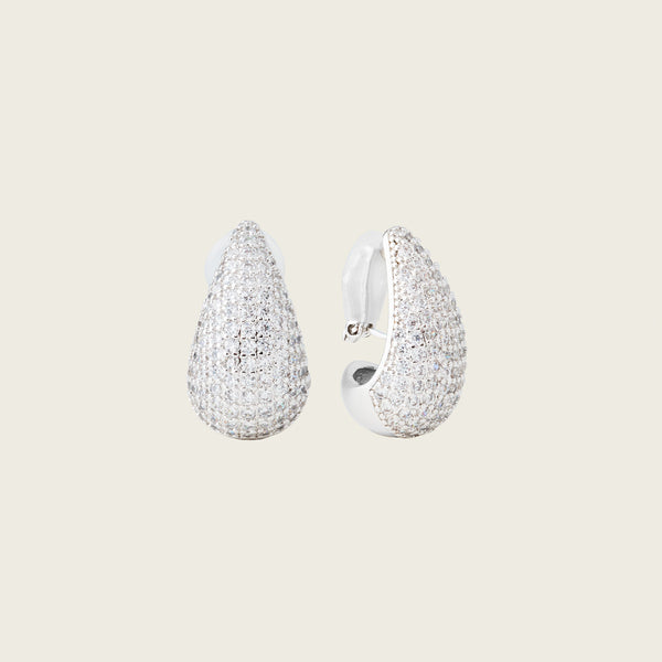 https://cdn.shopify.com/s/files/1/0569/3286/0096/files/AIORI_LilaPave_ClipOnEarring_Silver_1.jpg?v=1770215205