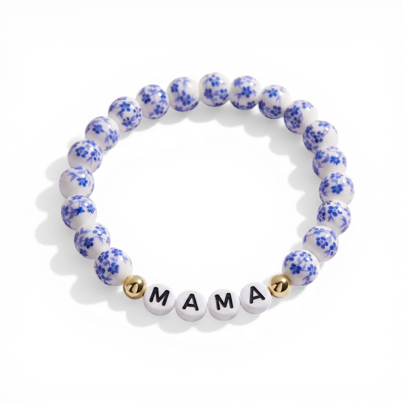 Bracelet à perles fleuri porcelaine bleue — maman et grand-maman