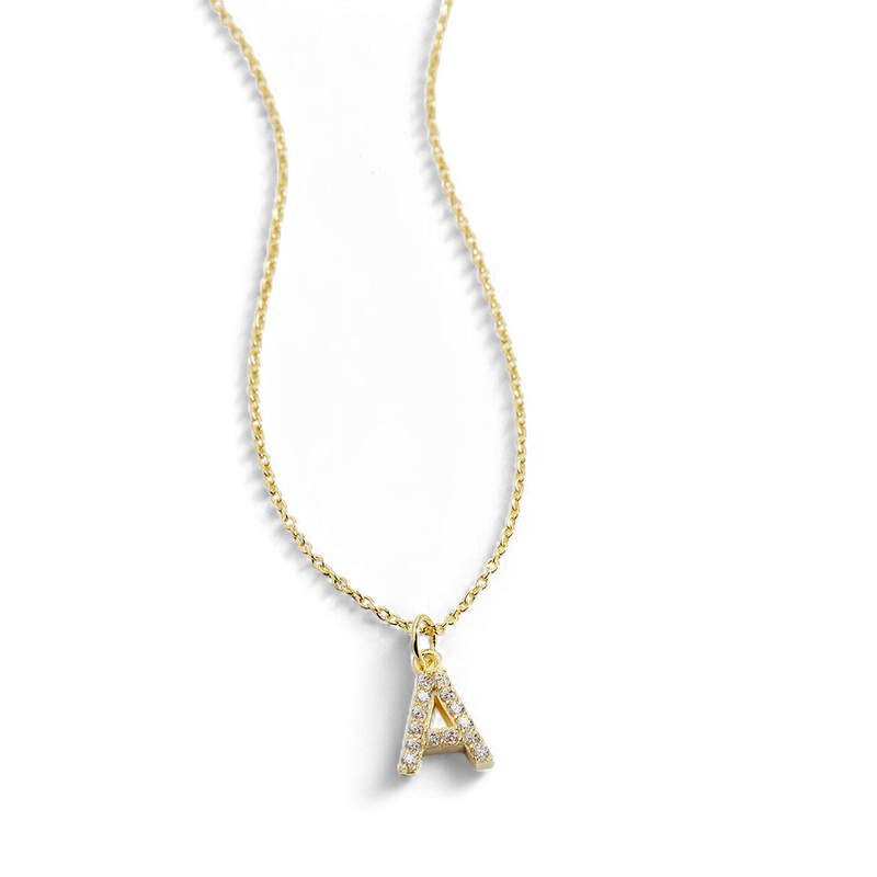 Collier initiale majuscule pavée