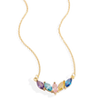 Collier familial élégant à pierres de naissance
