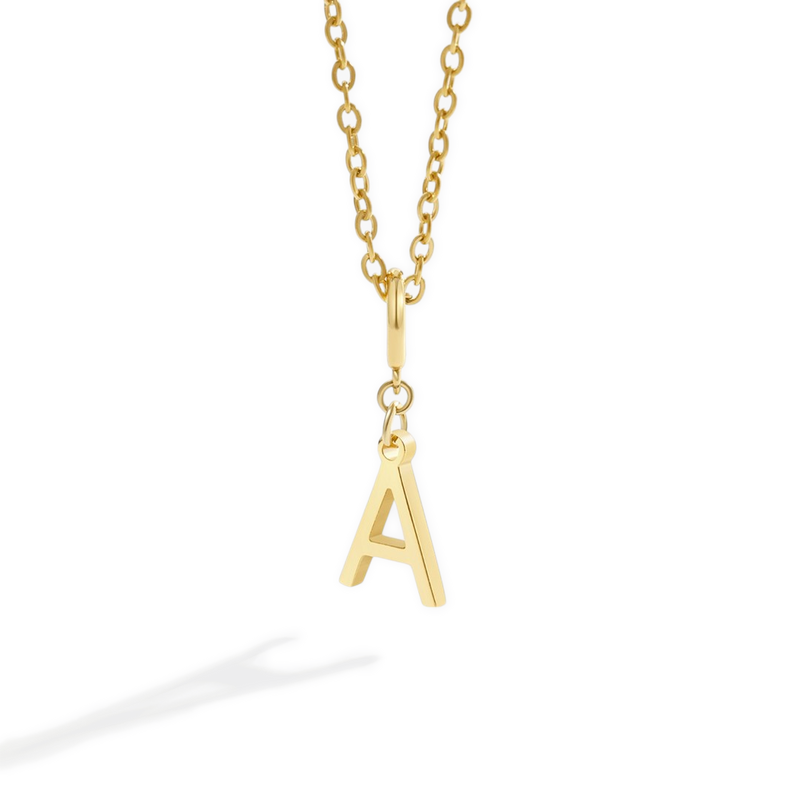 Collier breloque initiale minimaliste