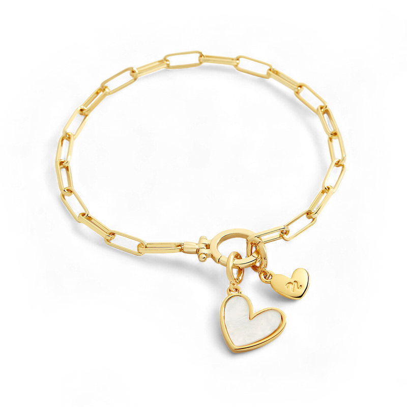 Bracelet breloque cœur de nacre à initiale