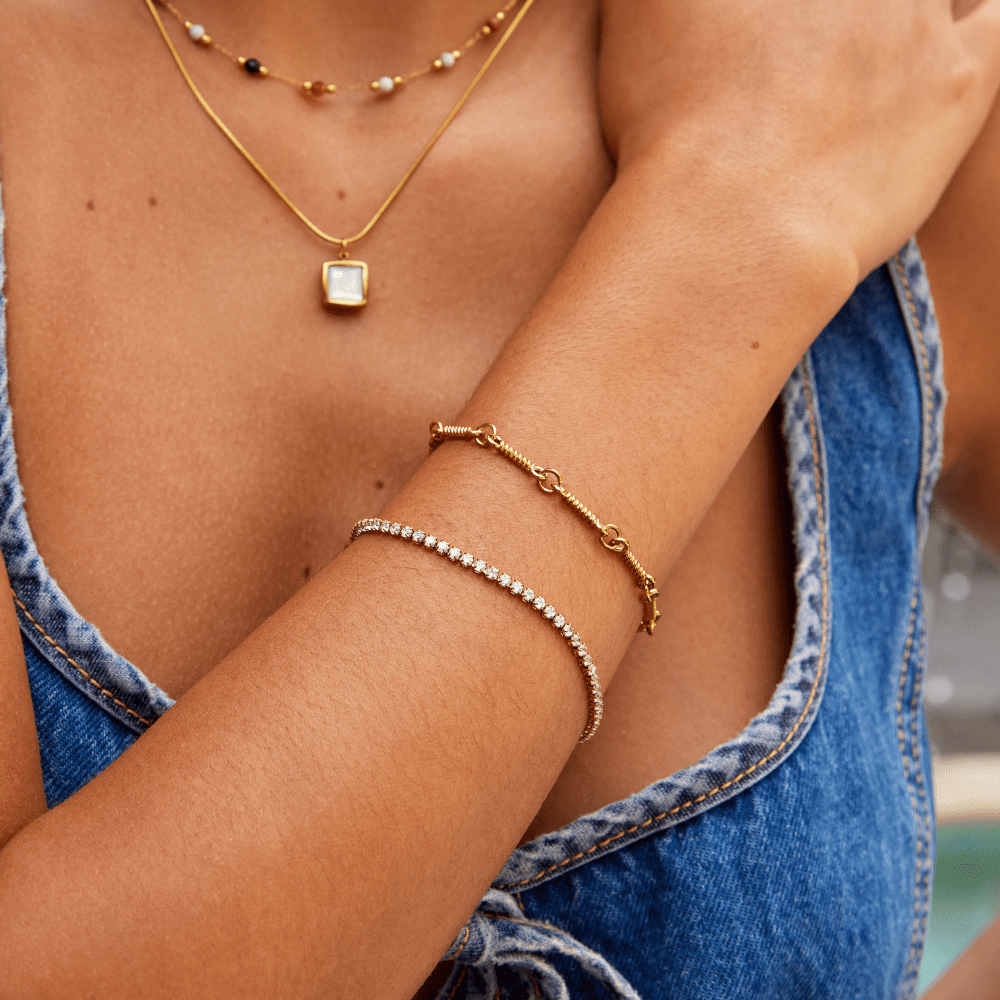 Cordelia gullfarget tennisarmbånd med krystaller – bilde 2