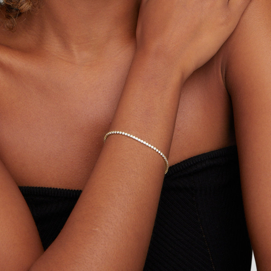 Cordelia gullfarget tennisarmbånd med krystaller – bilde 5