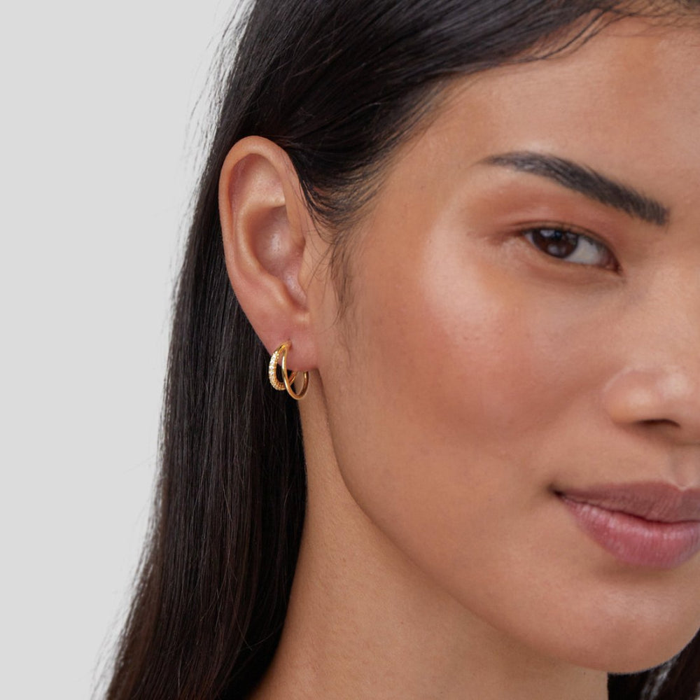 Leyla gullfargede doble hoops med zirkonia – bilde 4