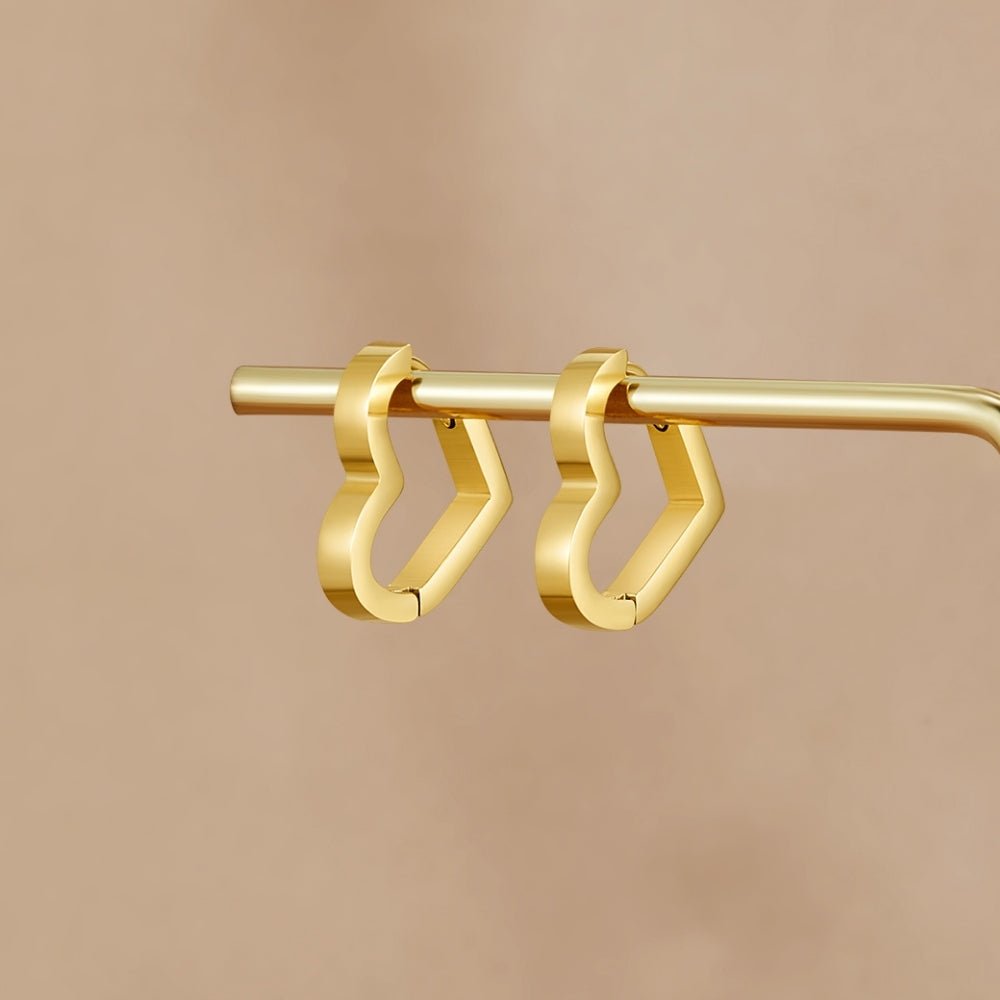 Mary gullfargede hjerteformede hoops – bilde 3