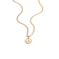 Collier lettre disque nacre — chaîne cubaine
