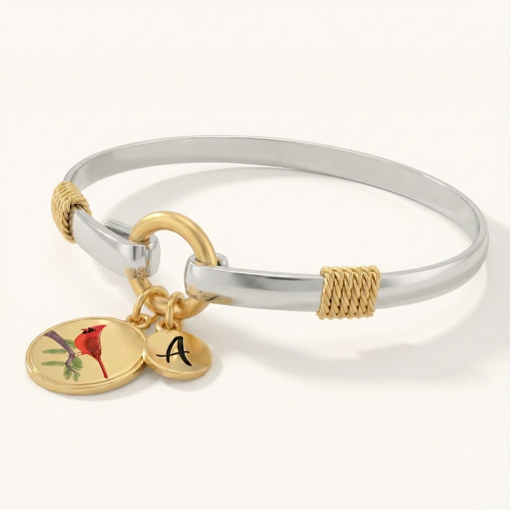 Personlig tofarget armbånd med kardinalfugl-charm – bilde 4
